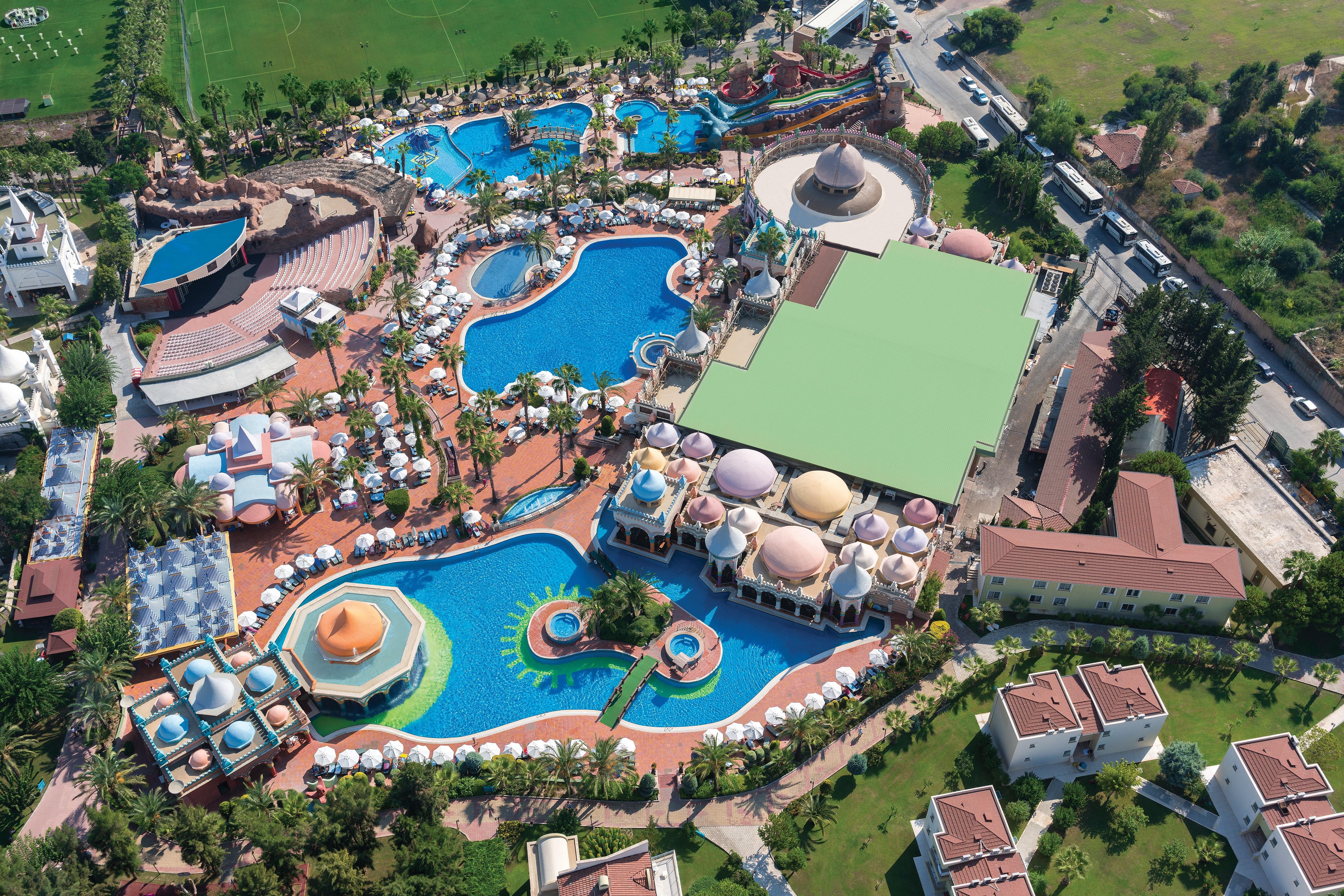 Sentido Kamelya Fulya Hotel & Aqua Colakli Exterior foto Aerial view of the hotel
